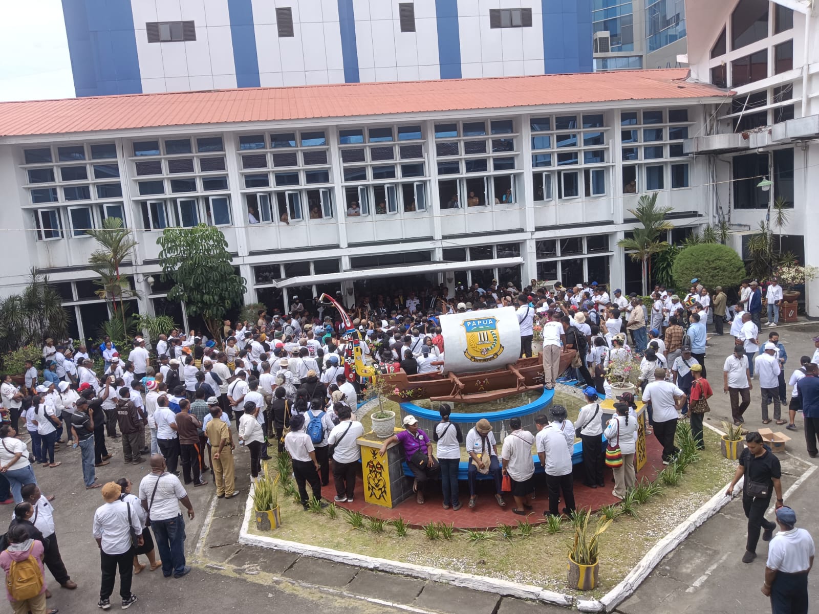 GKI Unjuk Rasa di DPR Papua Tolak Pembangunan Dermaga Satrol Koderal X Jayapura