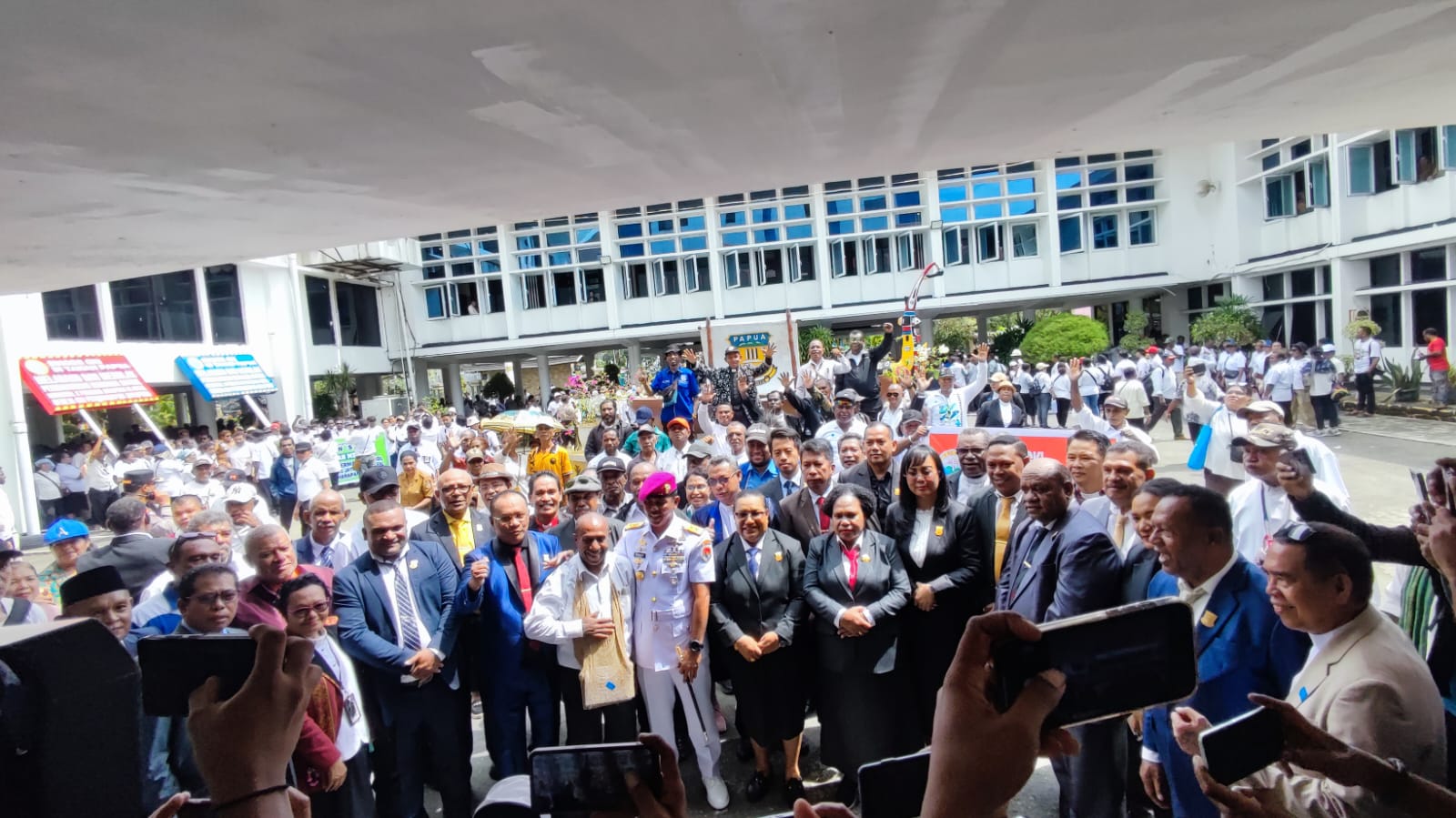 DPR Papua Terima Aspirasi GKI, PGGS Kota Jayapura, dan Keondoafian Kayo Pulo Terkait Rencana Pembangunan Dermaga Satrol Kodaeral X Jayapura