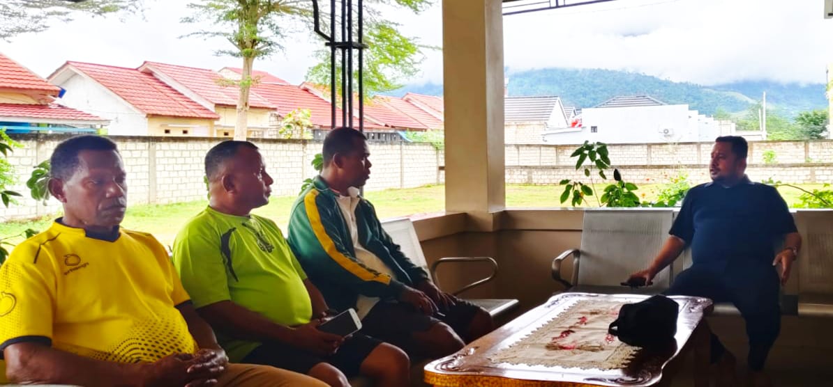 Ketua DPR Papua Dukung PS Yapen Hadapi Liga 4 Nusantara Zona Papua