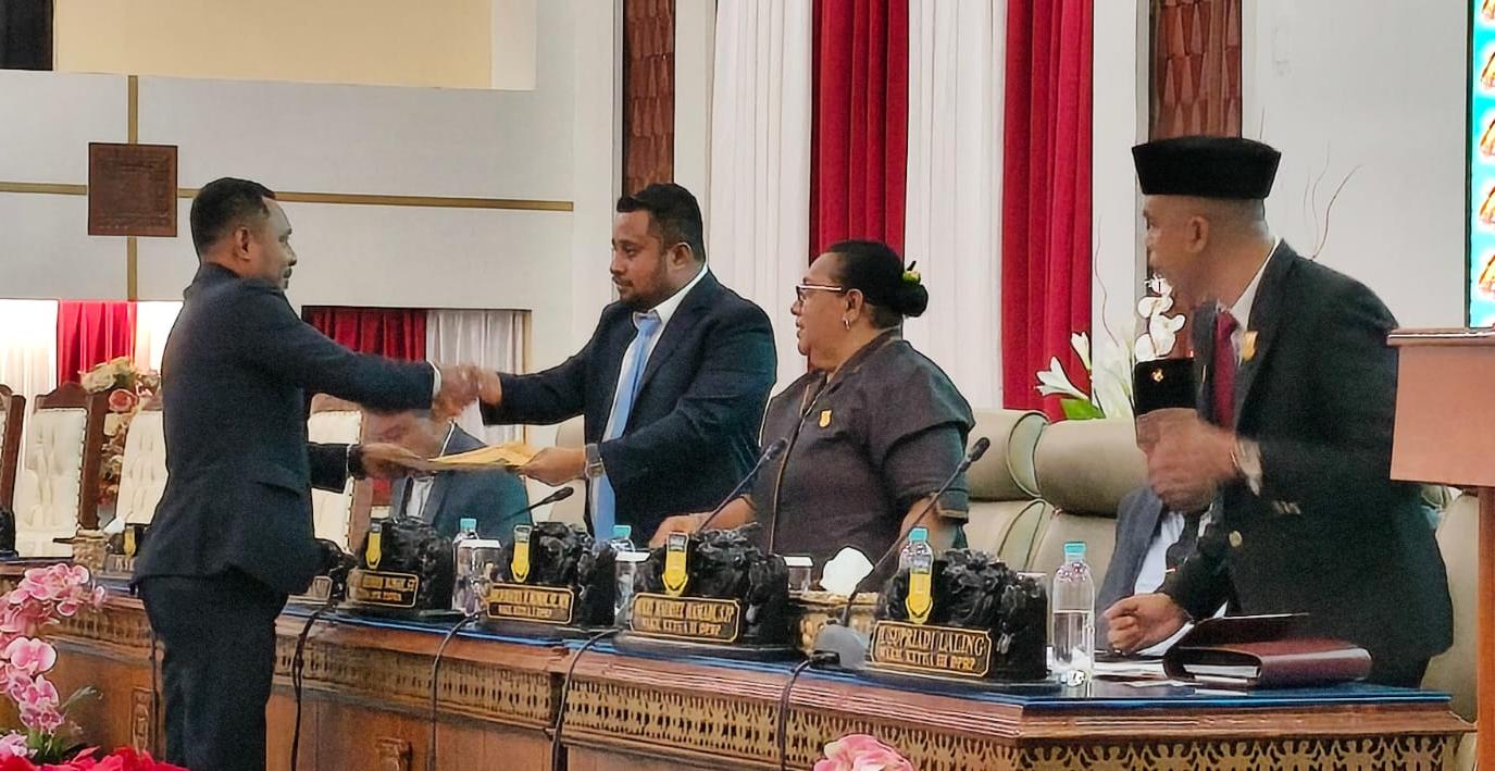 Bahas Raperda Pencabutan Dana Cadangan, Fraksi Gerakan Amanat Persatuan DPR Papua Beri Sejumlah Catatan Strategis